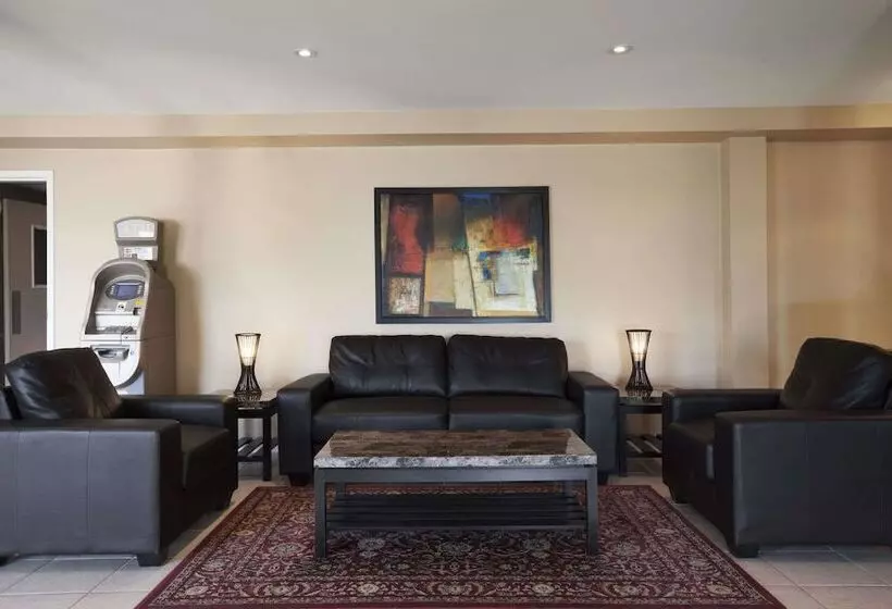 汽车旅馆  Travelodge By Wyndham Kapuskasing