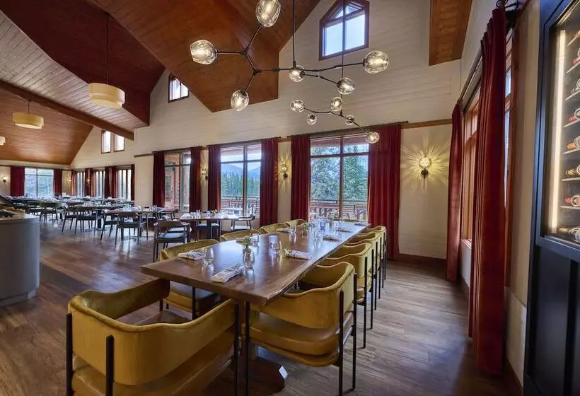 リゾートホテル Pyramid Lake Lodge