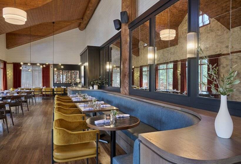 Resort Pyramid Lake Lodge