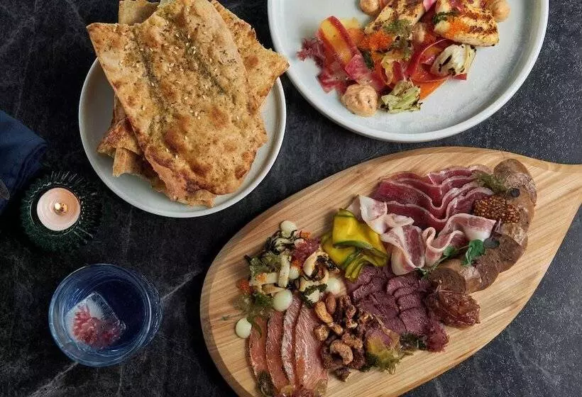 リゾートホテル Pyramid Lake Lodge