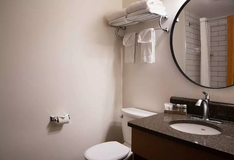 リゾートホテル Pyramid Lake Lodge