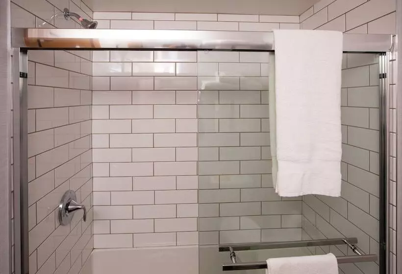 リゾートホテル Pyramid Lake Lodge