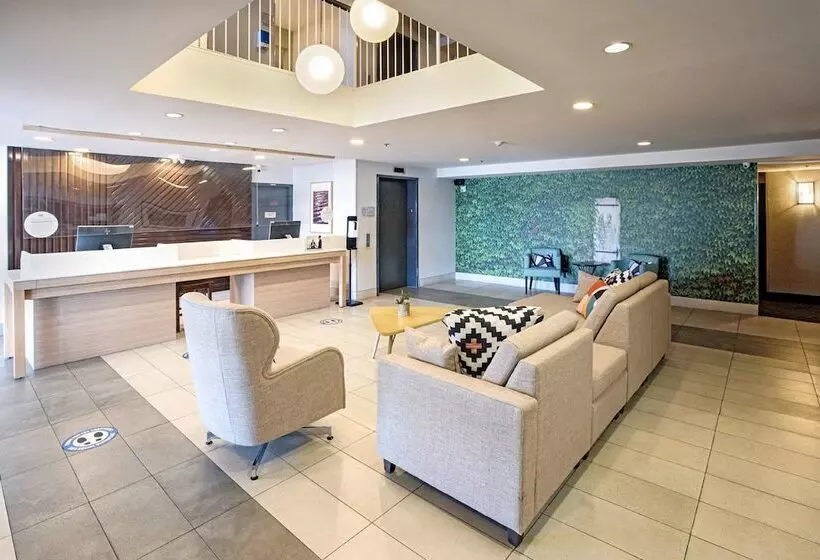 渡假胜地  Holiday Inn Osoyoos