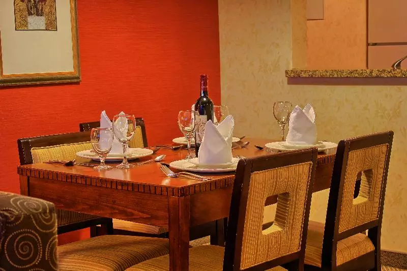 渡假胜地  Holiday Inn Osoyoos