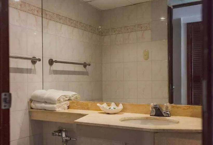 Hotel Faranda Express Puerta del Sol Barranquilla