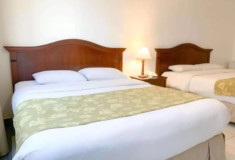 Hotel Faranda Express Puerta del Sol Barranquilla