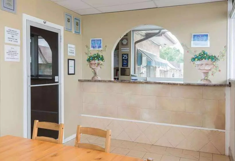 ホテル Knights Inn London Ontario