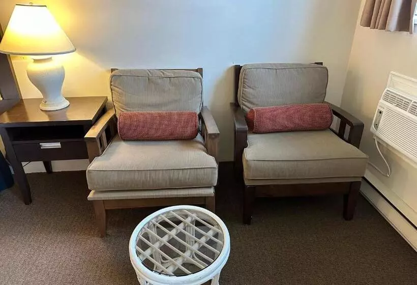 Отель Wessex Inn By The Sea