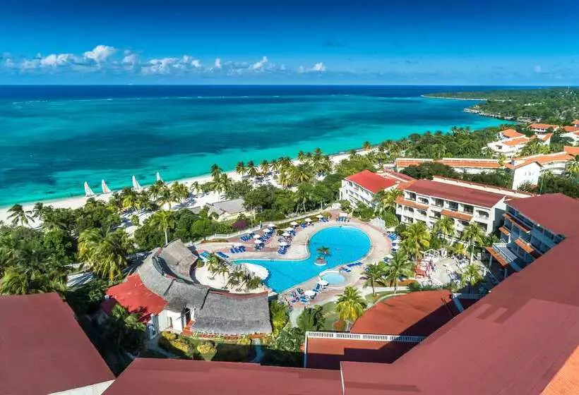 استراحتگاه Sol Río de Luna & Mares