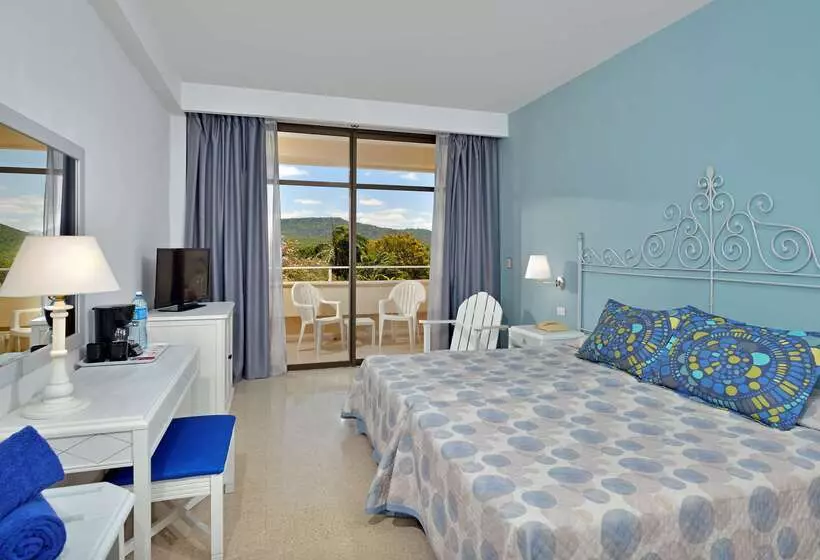 استراحتگاه Sol Río de Luna & Mares