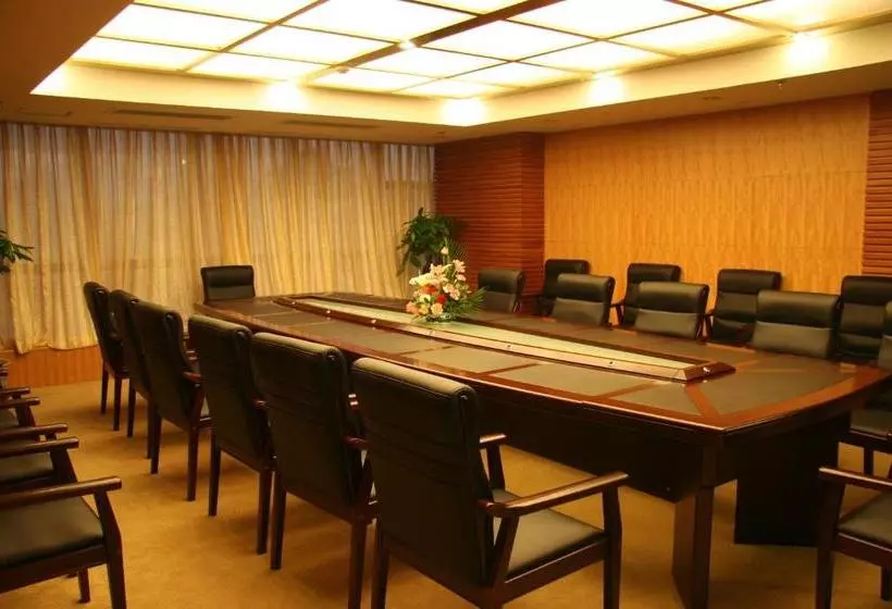 هتل Beijing Chong Wen Men