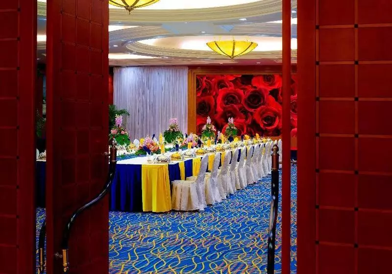 Отель Lakeview Xuanwu