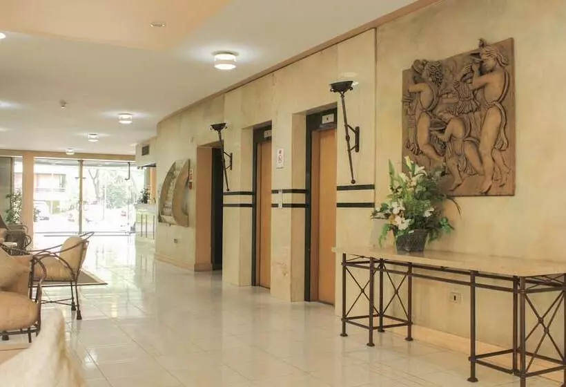 فندق Leonardo Da Vinci