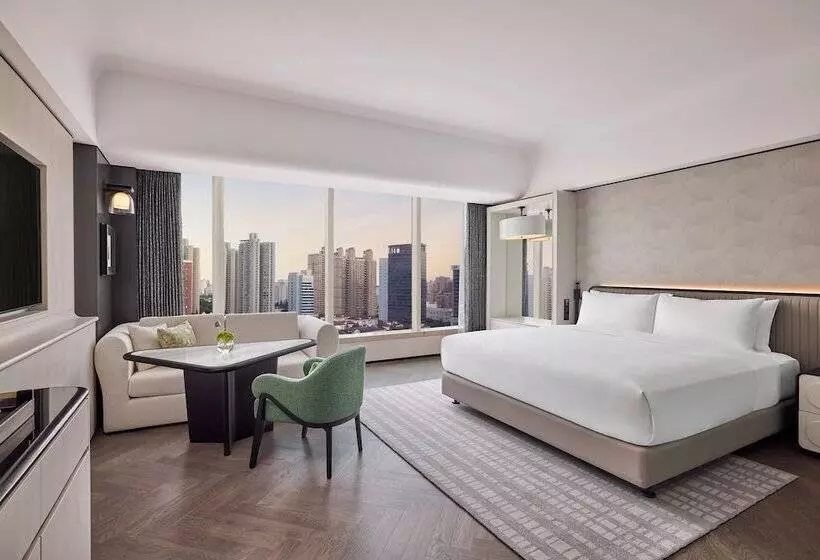 호텔 Hilton Shanghai City Center
