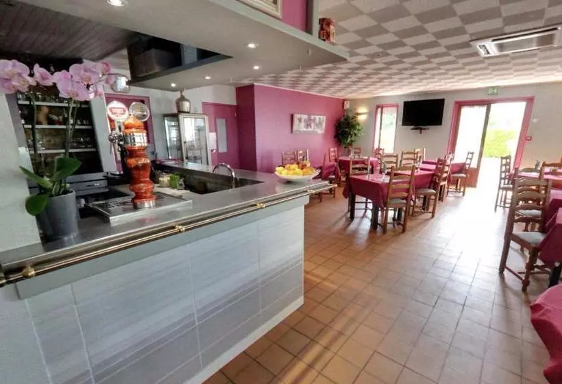 בית מלון כפרי Au Germenoy