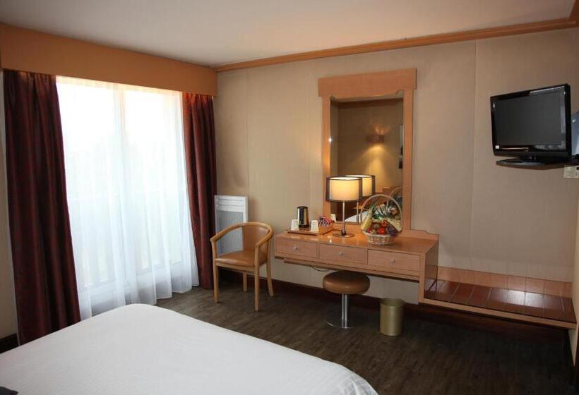 בית מלון כפרי Amirauté Hôtel Golf Deauville