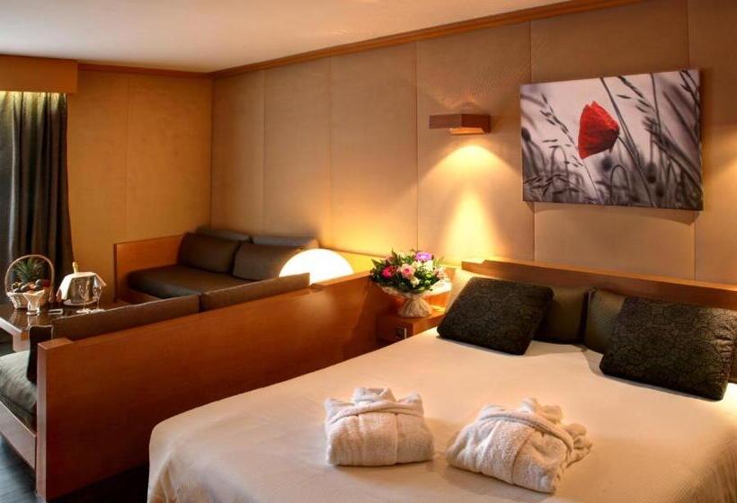 בית מלון כפרי Amirauté Hôtel Golf Deauville