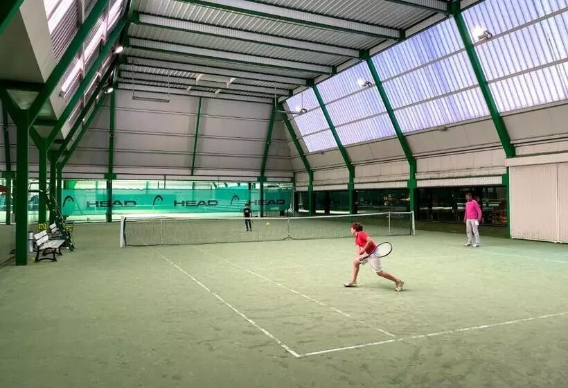 هتل Amirauté Hôtel Golf Deauville