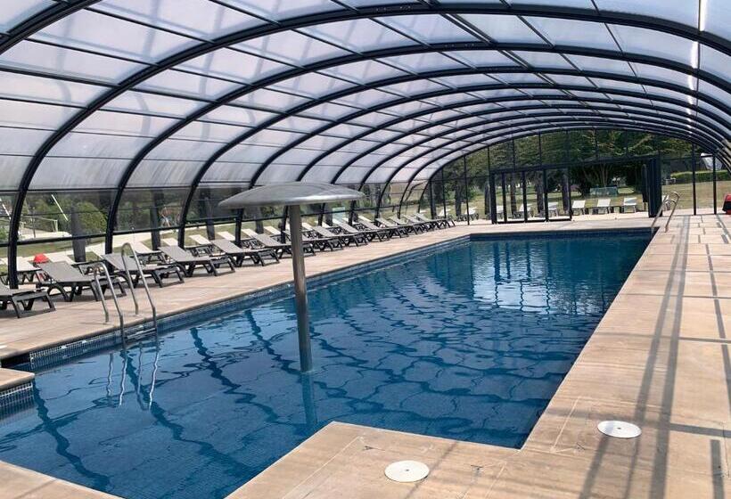 בית מלון כפרי Amirauté Hôtel Golf Deauville