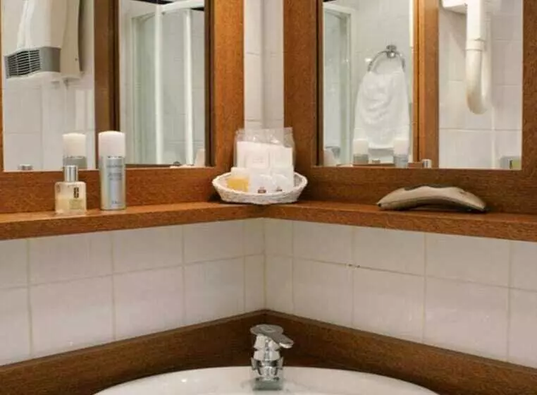 ホテル Apollinaire