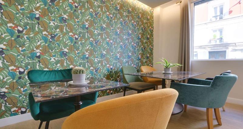 Apolonia Paris Montmartre; Sure Hotel Collection By Best Western