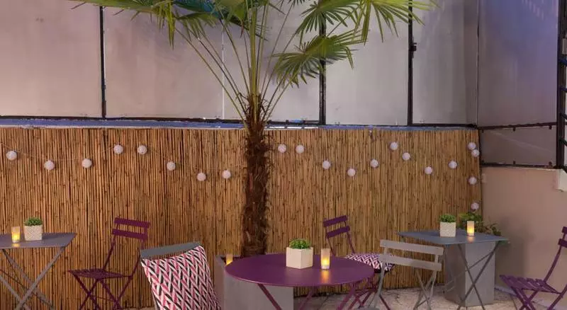 Apolonia Paris Montmartre; Sure Hotel Collection By Best Western