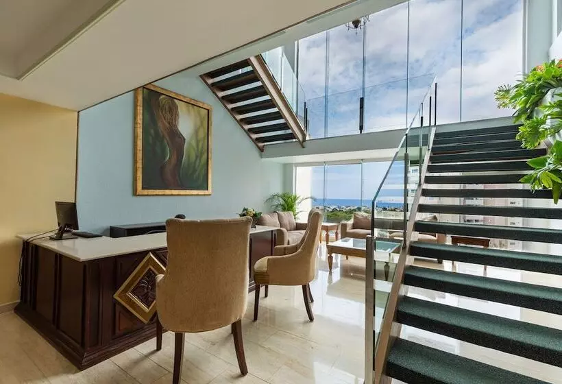 فندق Dominican Fiesta