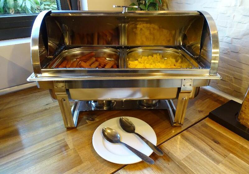 هتل Euro Hôtel Paris Créteil