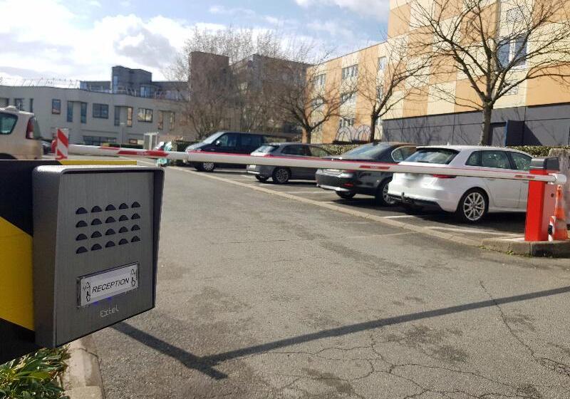 هتل Euro Hôtel Paris Créteil