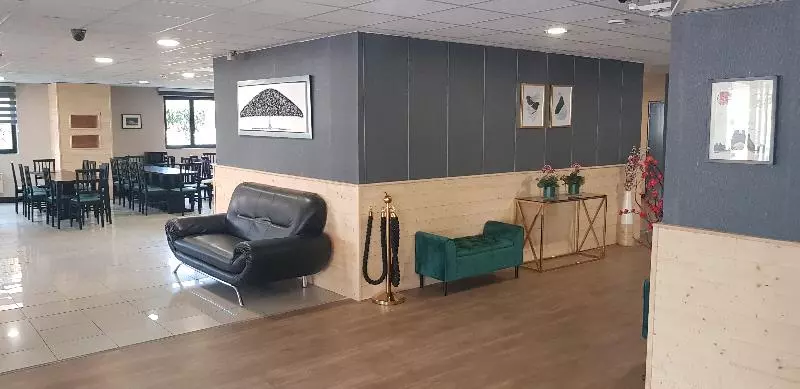 Отель Euro Hôtel Paris Créteil