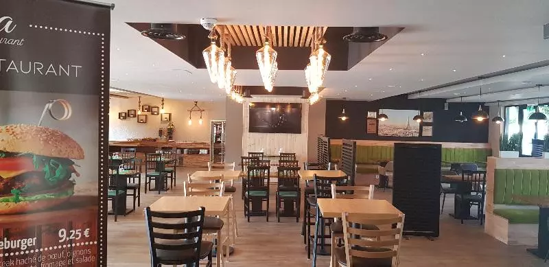 Отель Euro Hôtel Paris Créteil