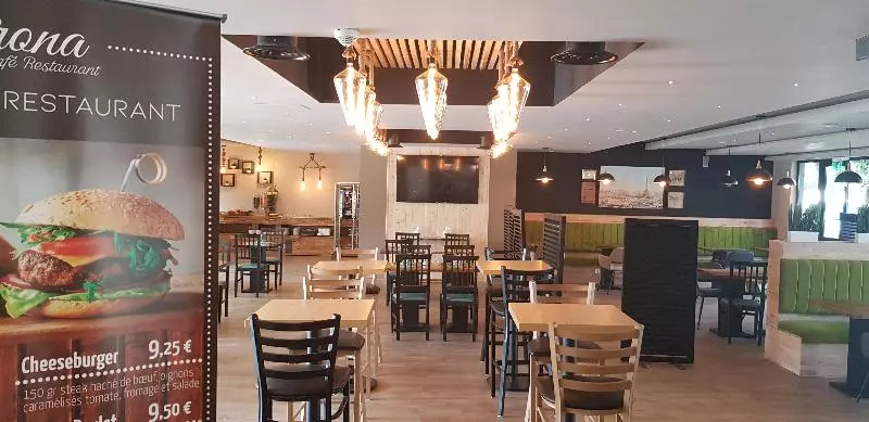 Отель Euro Hôtel Paris Créteil