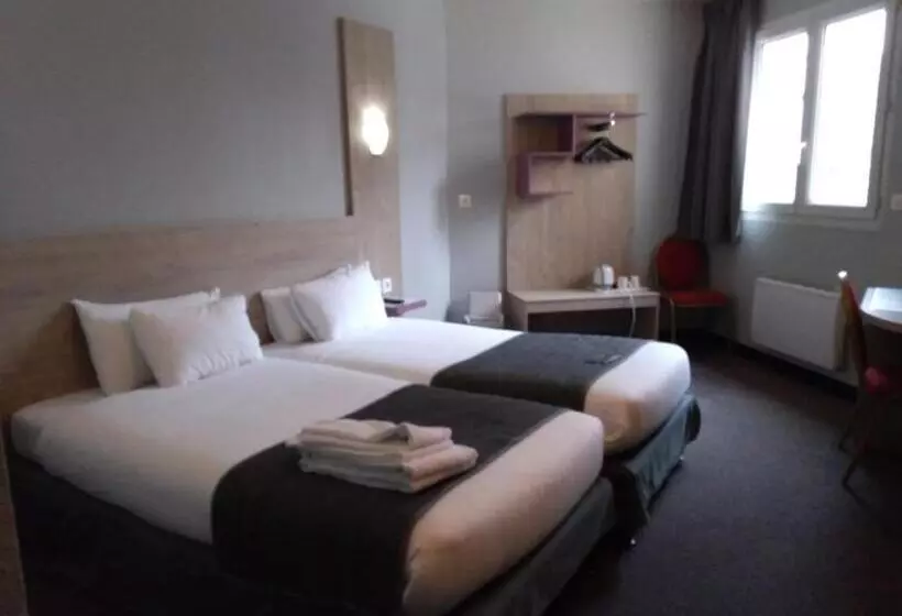 ホテル Kyriad Saint Fargeau Ponthierry Apollonia