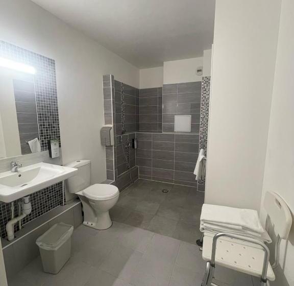 فندق Kyriad Saint Fargeau Ponthierry  Apollonia