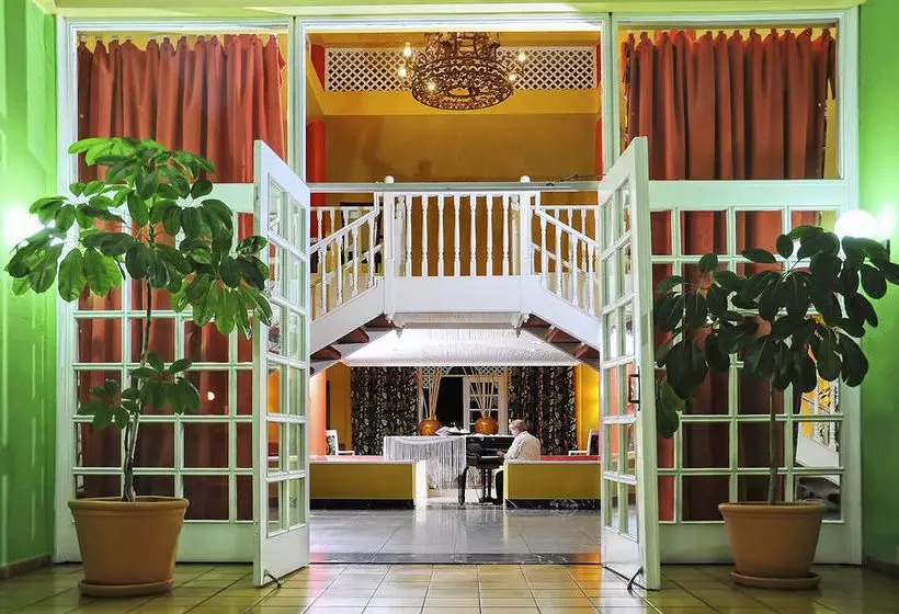 בית מלון כפרי Puerto Plata Village Caribbean Resort & Beach Club