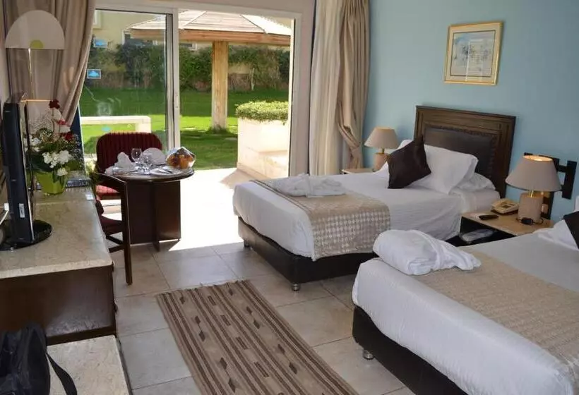 Pyramids Park Resort Cairo