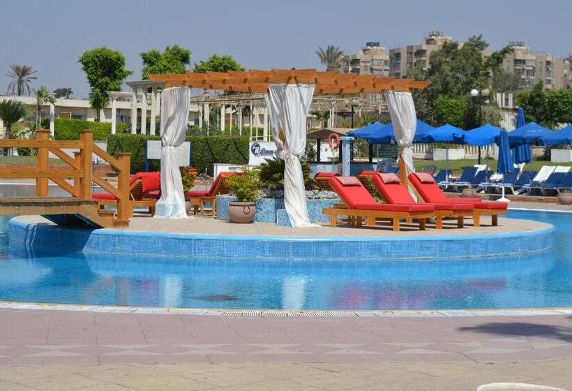 Pyramids Park Resort Cairo