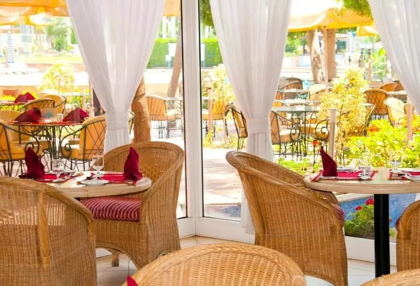 Pyramids Park Resort Cairo