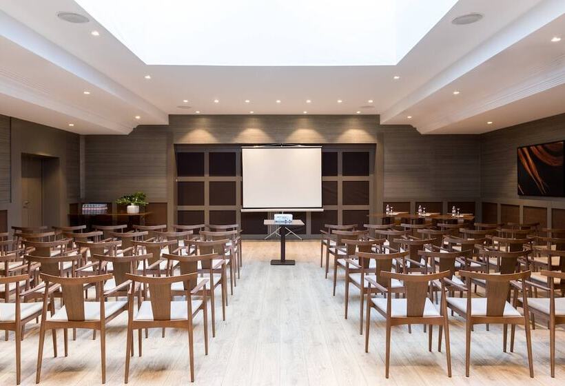 Ac Hotel By Marriott Nice