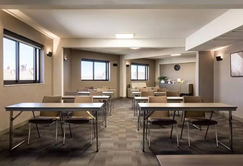 Ac Hotel By Marriott Nice