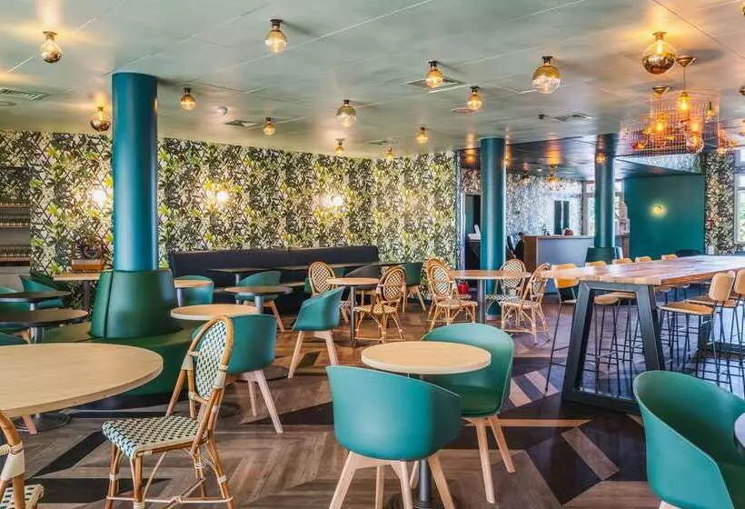 ホテル Best Western Hôtel Grand Parc Marne La Vallée