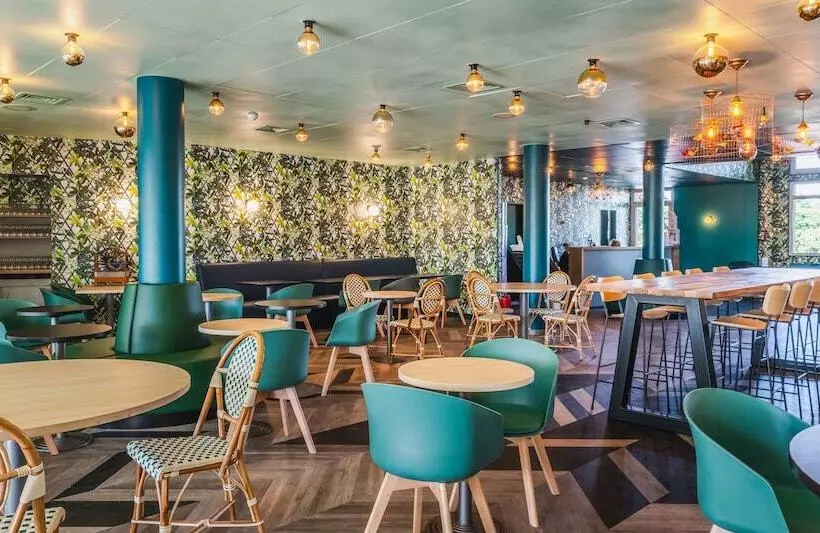 ホテル Best Western Hôtel Grand Parc Marne La Vallée