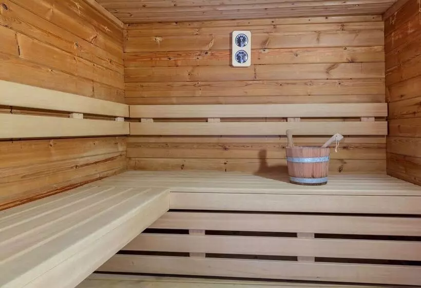 ホテル Best Western Hôtel Grand Parc Marne La Vallée