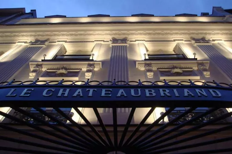 ホテル Chateaubriand