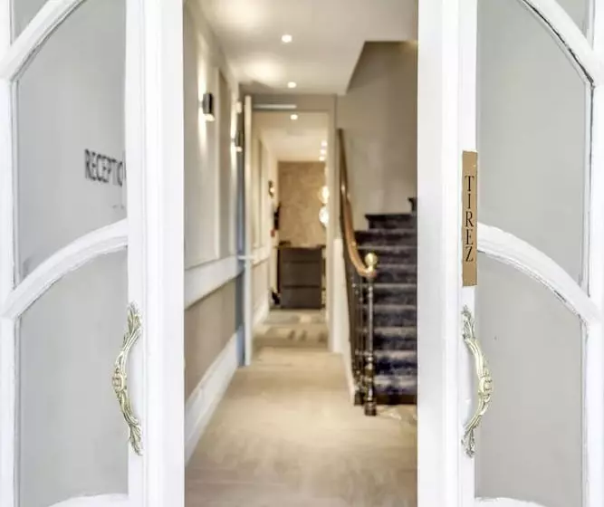 Отель Courseine