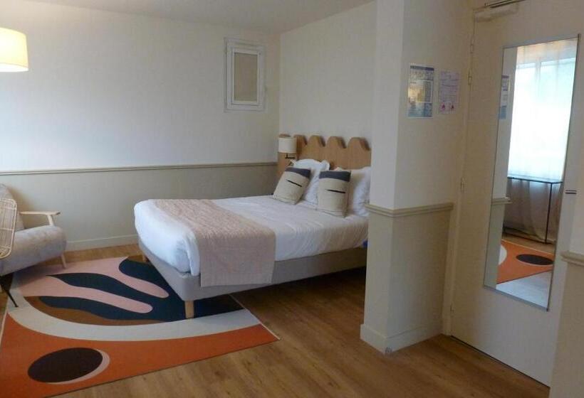 בית מלון כפרי Family Golf