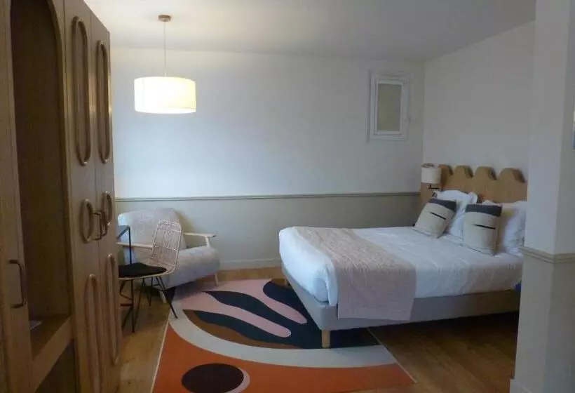 בית מלון כפרי Family Golf