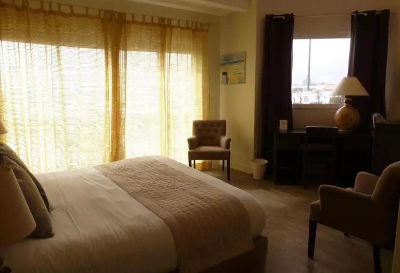 בית מלון כפרי Family Golf