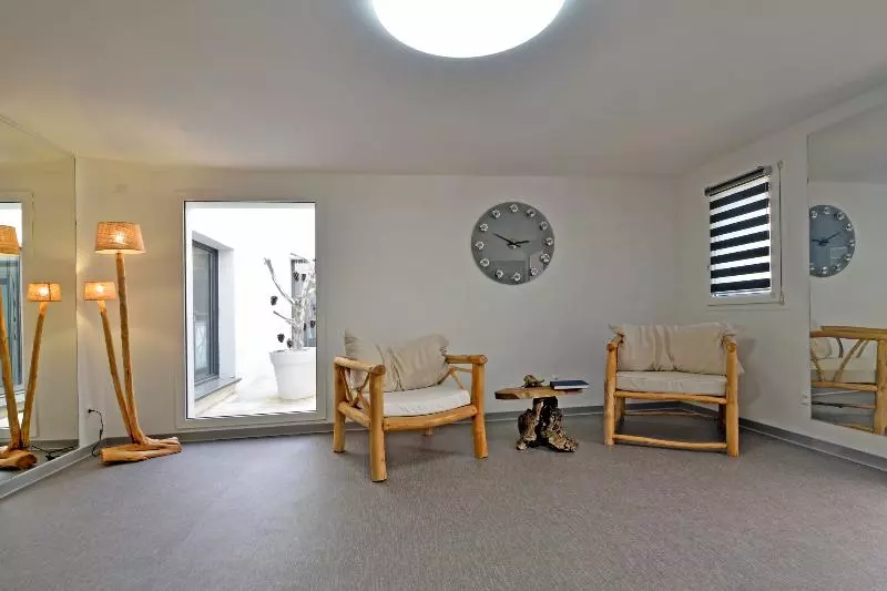 Отель Golfe Hôtel Porto Vecchio