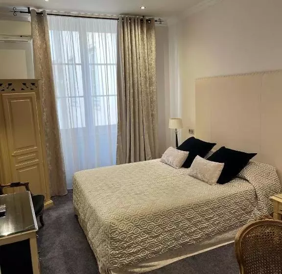 Grand Hotel Des Terreaux